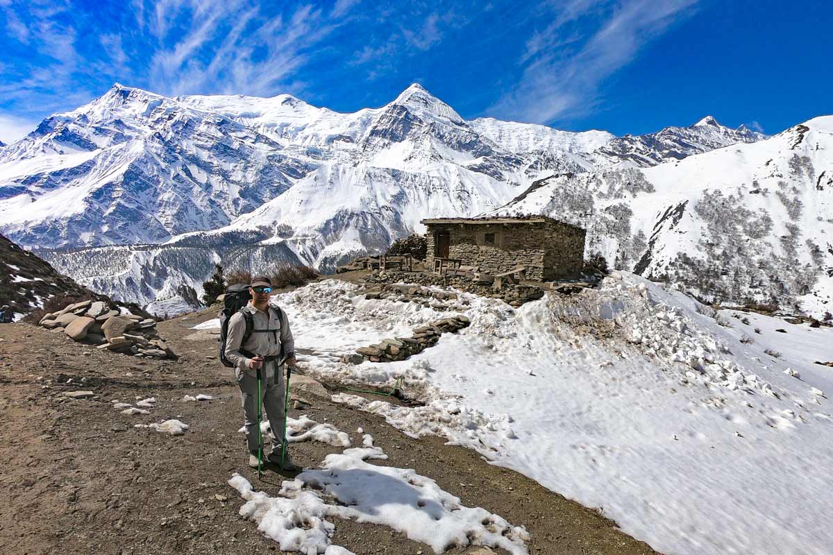 Snowy trail in Annapurna Circuit Trek Difficulties