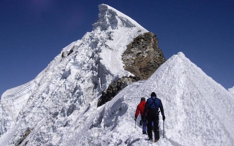 Mera Peak Climbing Travelers Reviews