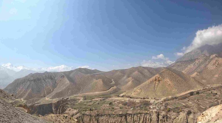Gyakar Village