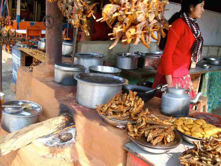 Malekhu bazzar for local fish