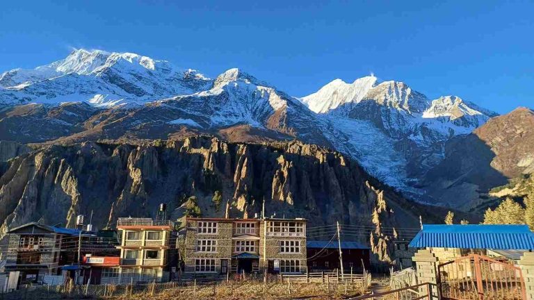Acclimatization at Manang Village
