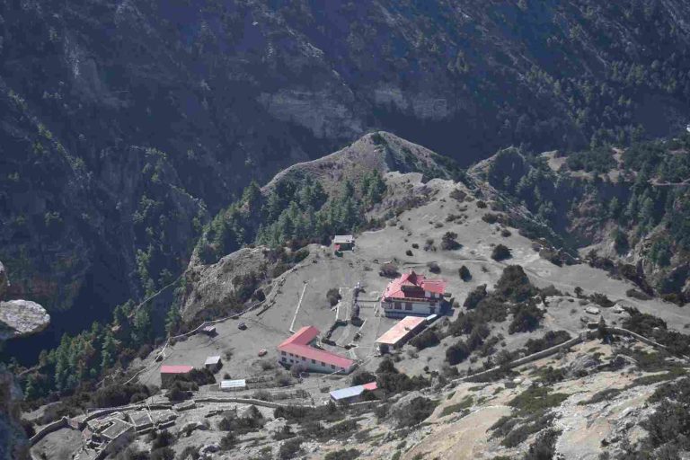 Nar Phedi Village