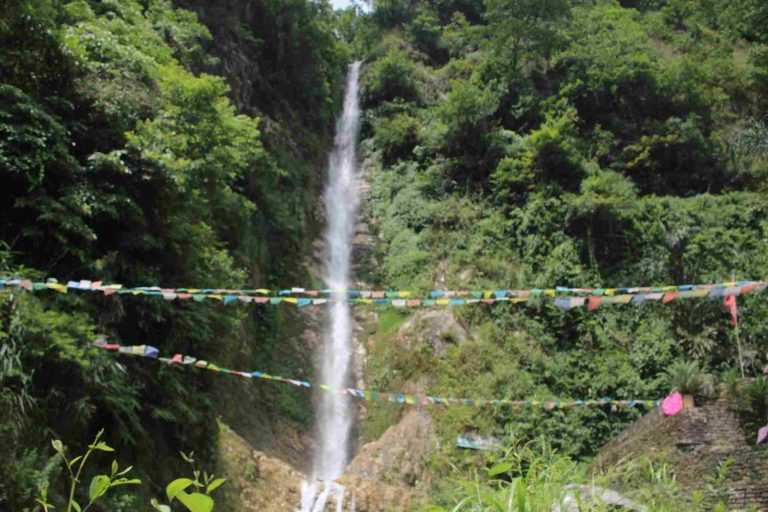 Syauli bazzar waterfall
