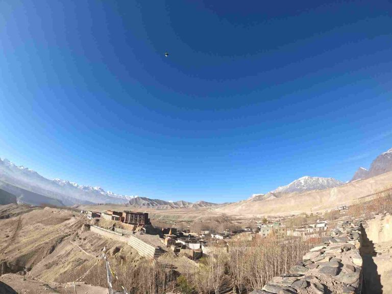 Tsarang villagec