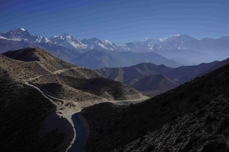 Upper Mustang road journey