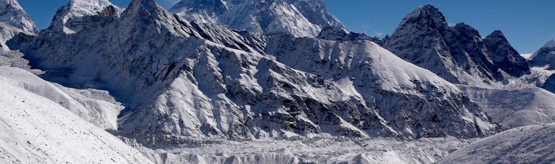 EBC With Gokyo Trek