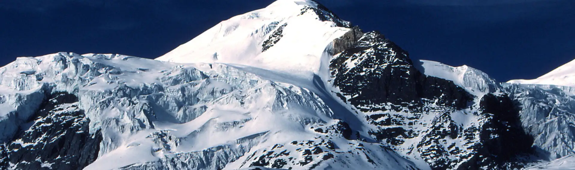 Pisang Peak
