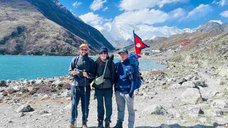 Renjola Pass Trek
