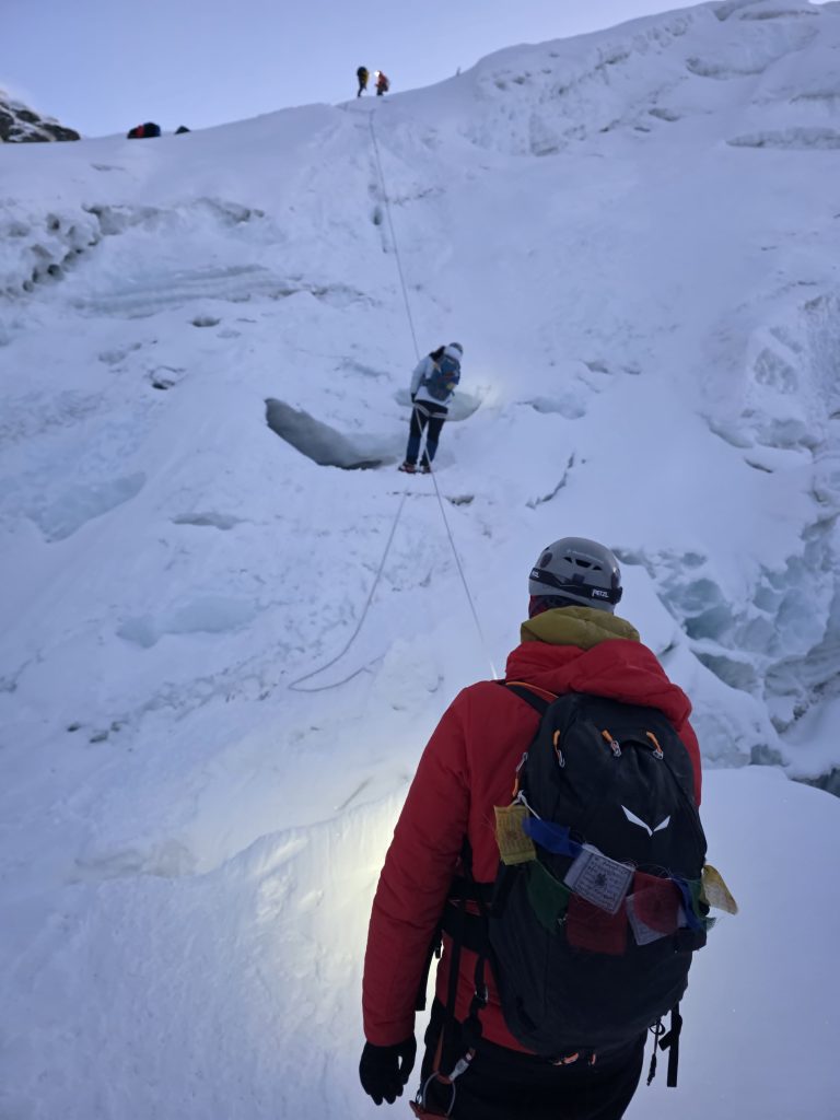 Island peak climbing beginning